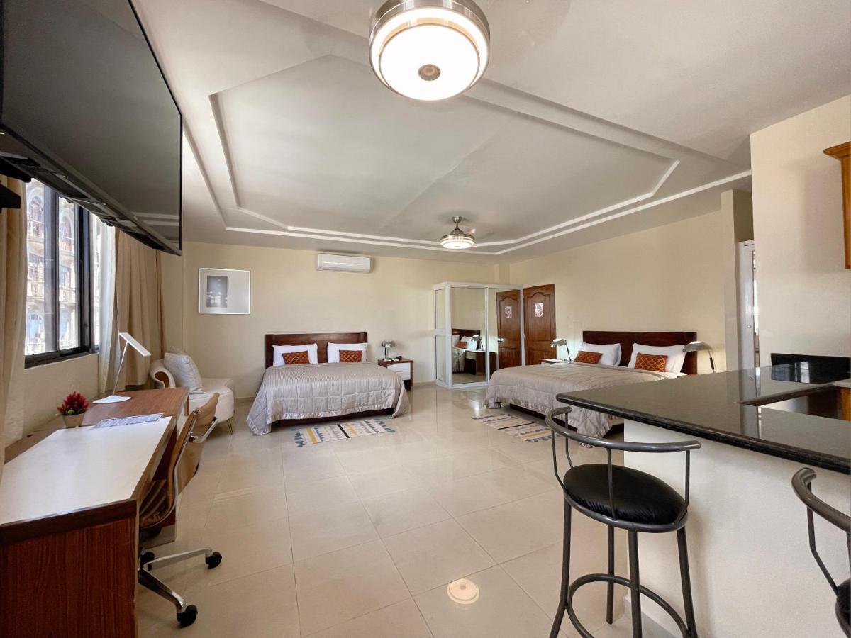 Hotel Libertad At Historic Main Street Santo Domingo Exterior foto