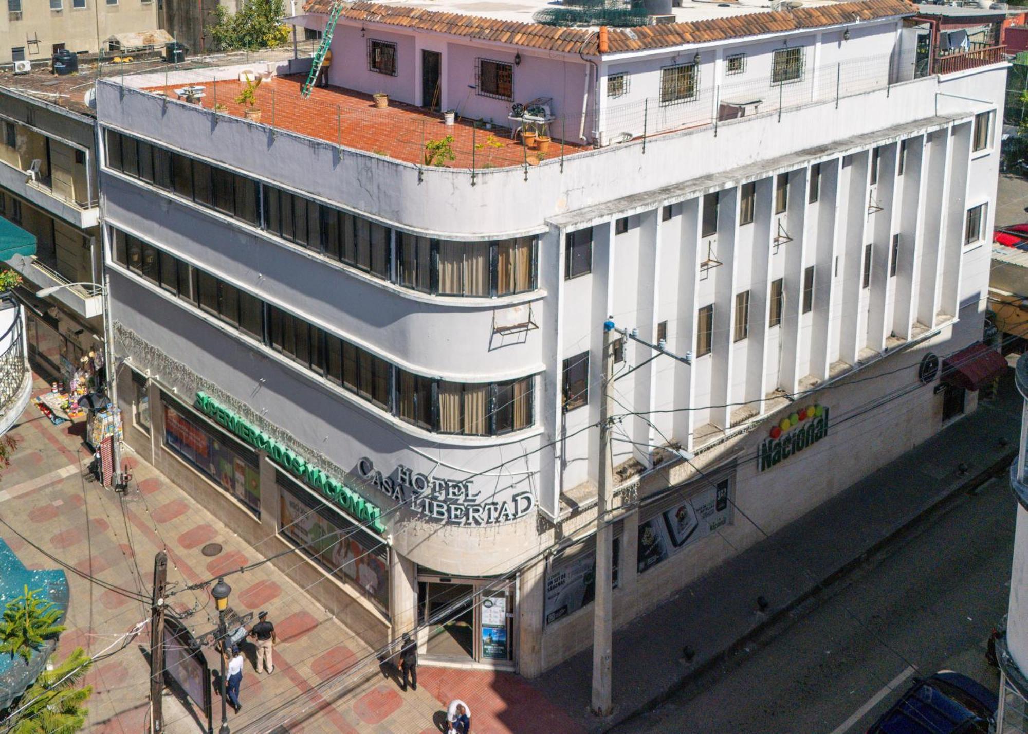 Hotel Libertad At Historic Main Street Santo Domingo Exterior foto